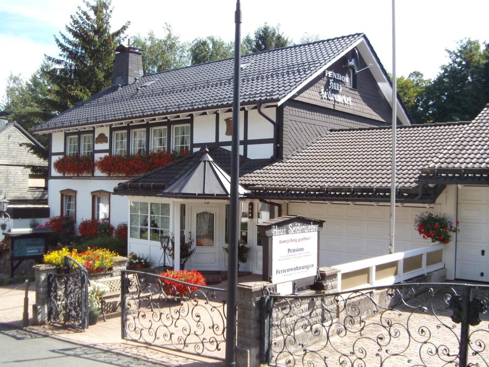 Pension Haus Seidenweber Schmallenberg Exterior foto